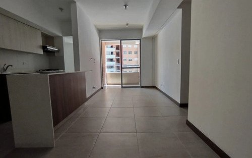 Apartamento En Venta En Fabricato Bello | 74 M2, Piso 6, 3 Habitaciones, Parqueadero Y 4 Piscinas