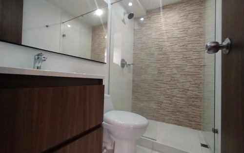 Apartamento En Venta En Fabricato Bello | 74 M2, Piso 6, 3 Habitaciones, Parqueadero Y 4 Piscinas