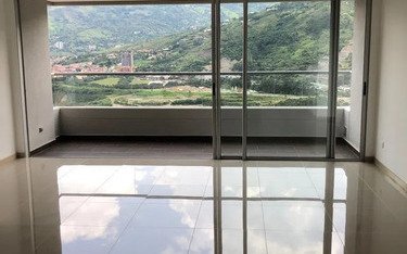 Apartamento En Venta En Niquía Bello | 91 M2, Piso 27, Vista A Montaña, 3 Habitaciones Y Parqueadero