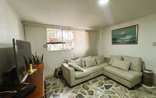 Apartamento En Venta En Medellín Santa Teresita La América | 101 M2, 3 Habitaciones, Estudio Y Parqueadero