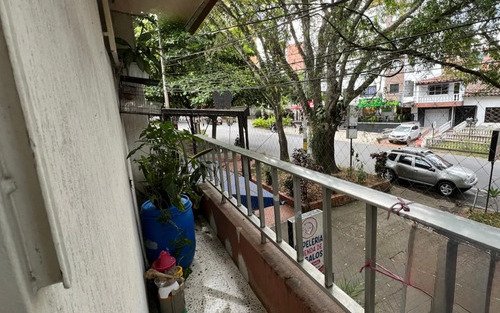 Apartamento En Venta En Medellín Santa Teresita La América | 101 M2, 3 Habitaciones, Estudio Y Parqueadero