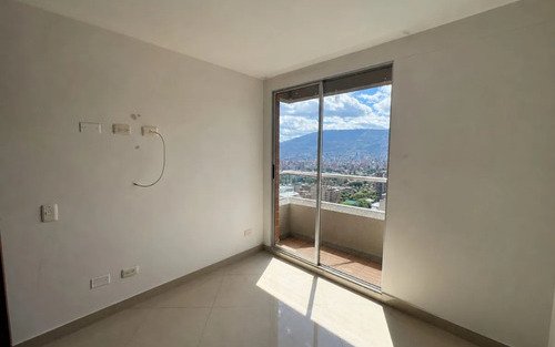 Apartamento En Venta En Medellín Belén Los Alpes | 79 M2, Piso Alto 22 , 3 Habitaciones, Parqueadero Y Cuarto Útil. A Pocos Pasos De La Estación Metroplús