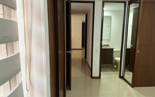 Apartamento En Arriendo En Ciudad Del Río El Poblado Medellín | 90 M², Piso 14, 3 Habitaciones Y 2 Parqueaderos Unidad Con Zonas Sociales Completas