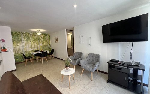 Apartamento Amoblado En Arriendo En Ciudad Del Río El Poblado Medellín | 72 M2, Piso 12, 3 Habitaciones Y Parqueadero En Unidad Con Zonas Sociales Completas