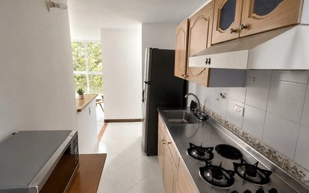 Apartamento Amoblado En Arriendo En San Julián El Poblado Medellín | Piso 12, 3 Habitaciones Y Piscina
