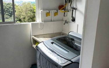 Apartamento Remodelado Amoblado En Arriendo En Villa Carlota, El Poblado Medellín | 53 M2, 2 Habitaciones Y Parqueadero Cubierto