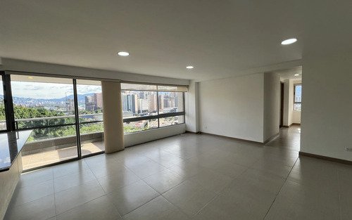 Apartamento Moderno En Arriendo En El Poblado San Julián Medellín | 101 M2 3 Habitaciones Y 2 Parqueaderos | Unidad Con Zonas Sociales Completas