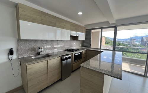 Apartamento Moderno En Arriendo En El Poblado San Julián Medellín | 101 M2 3 Habitaciones Y 2 Parqueaderos | Unidad Con Zonas Sociales Completas