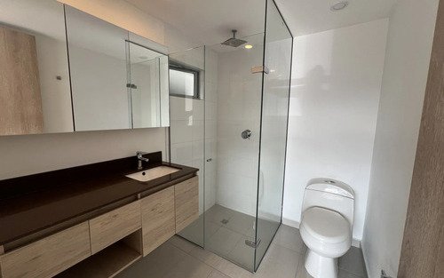 Apartamento Moderno En Arriendo En El Poblado San Julián Medellín | 101 M2 3 Habitaciones Y 2 Parqueaderos | Unidad Con Zonas Sociales Completas