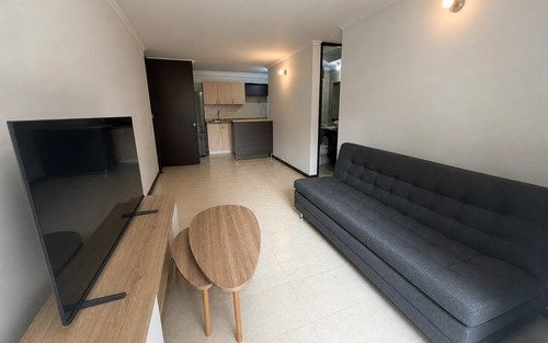 Apartamento En Venta En El Poblado Medellín Sector Ciudad Del Río | 61 M2, Piso 11, 3 Alcobas, Balcón Y Parqueadero, Unidad Con Zonas Sociales Completas